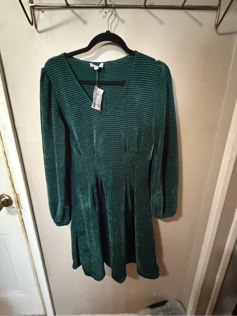 Chenault Emerald Green Long-Sleeve V-Neck Fit-and-Flare Dress